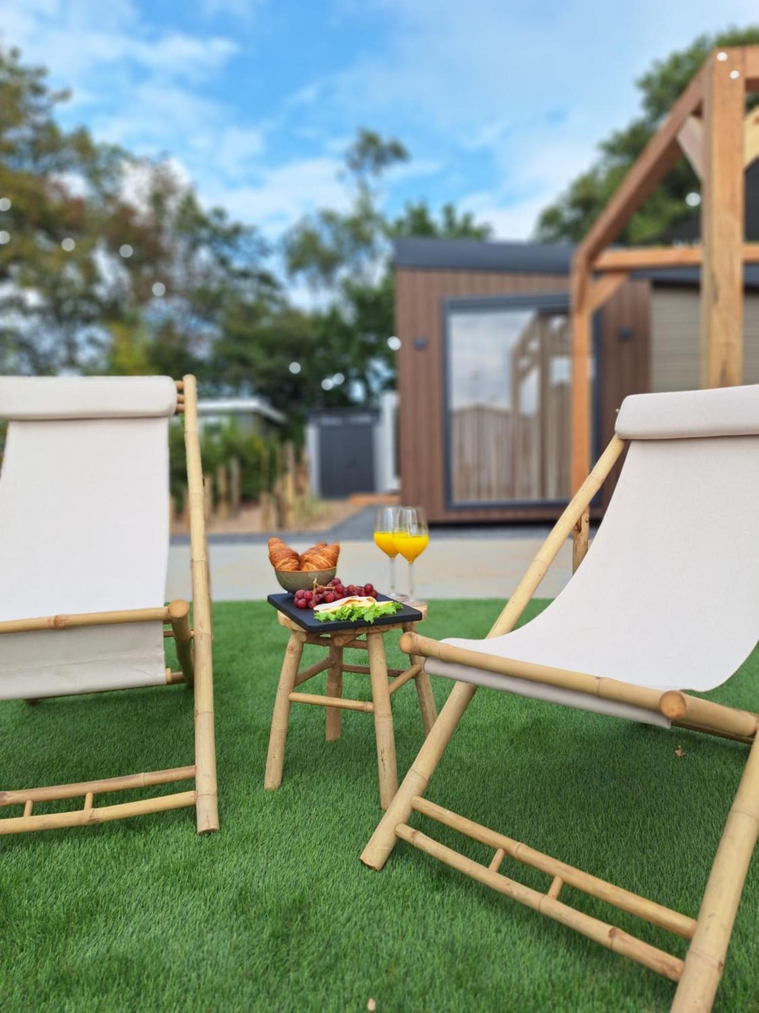 'Relax Lodge Sea' - Wellness Lodge In Zeeland - Private Sauna - Airco - Garden - Outdoor Swimming Pool - Free Wifi, Towels & Bed Linen Heinkenszand Exterior photo